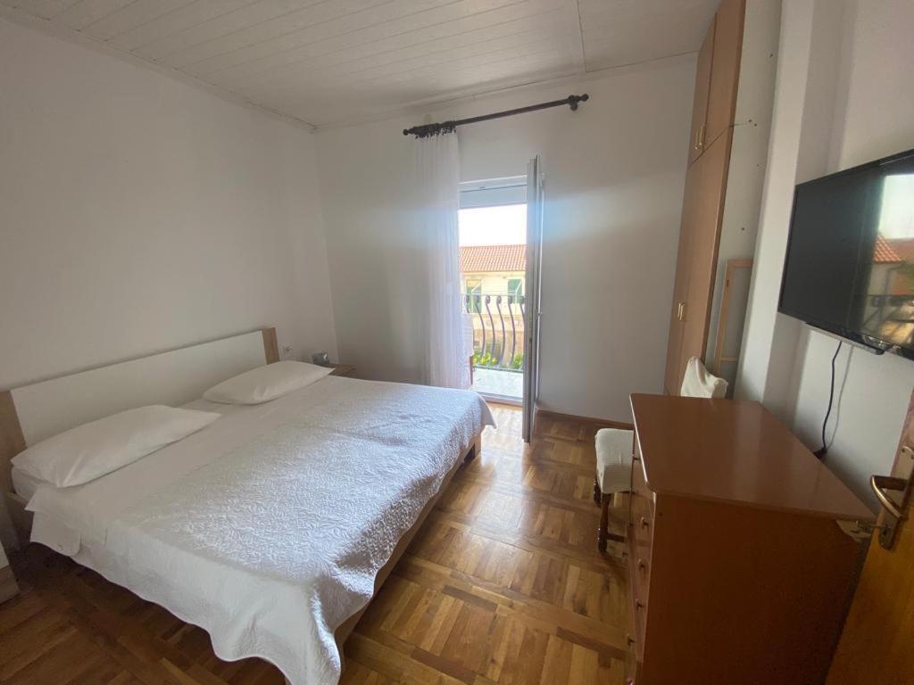 שיבניק Duje & Roko Apartments מראה חיצוני תמונה