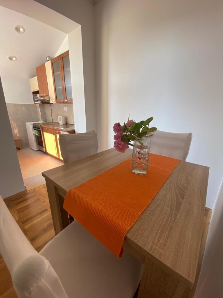 שיבניק Duje & Roko Apartments מראה חיצוני תמונה