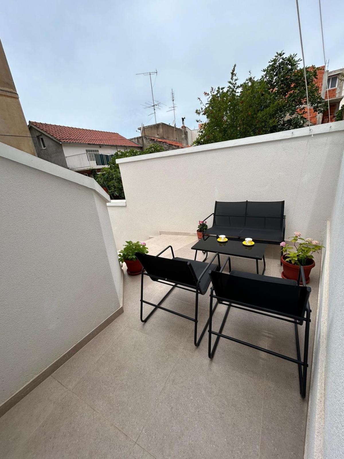 שיבניק Duje & Roko Apartments מראה חיצוני תמונה
