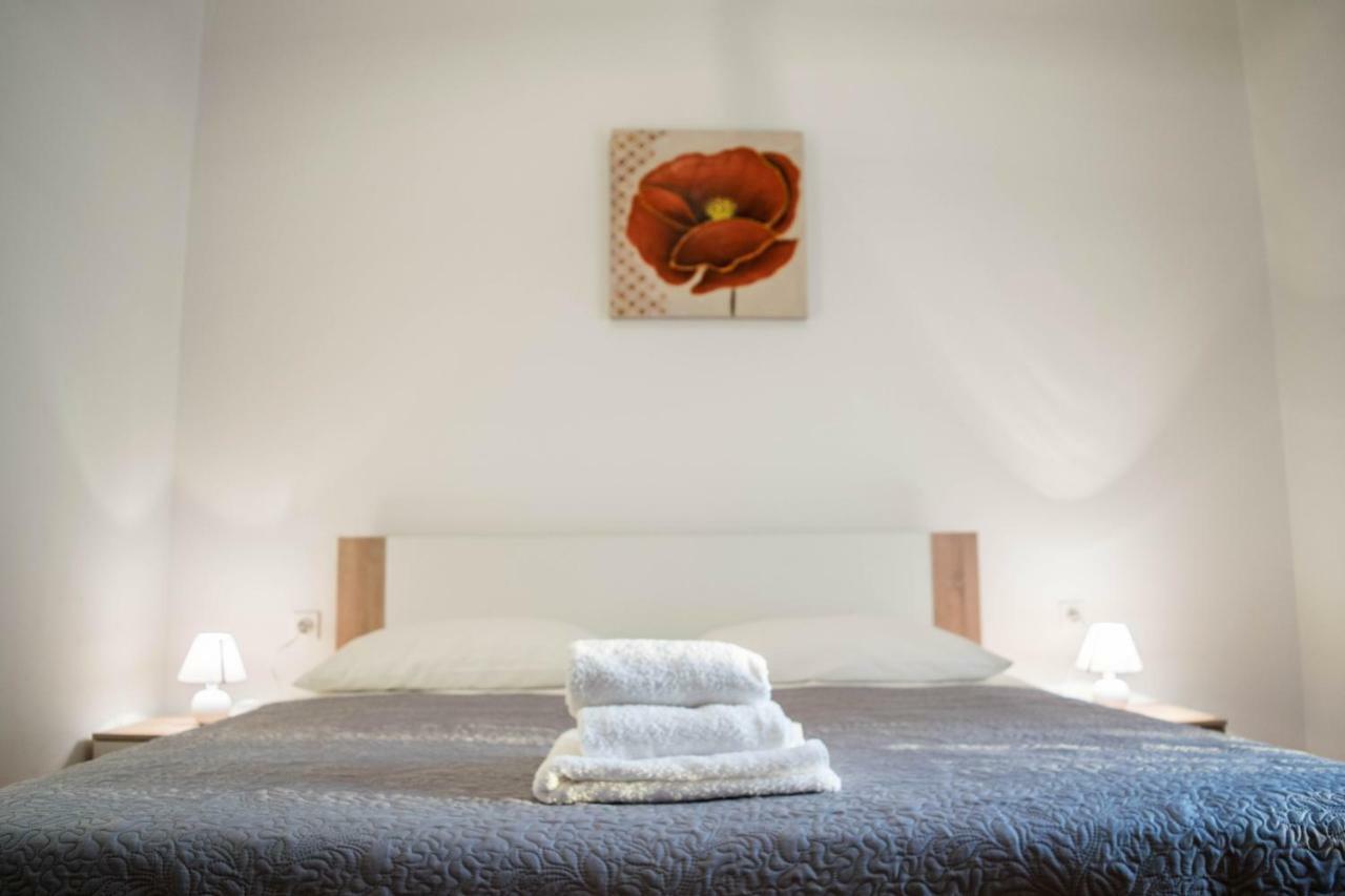 שיבניק Duje & Roko Apartments מראה חיצוני תמונה